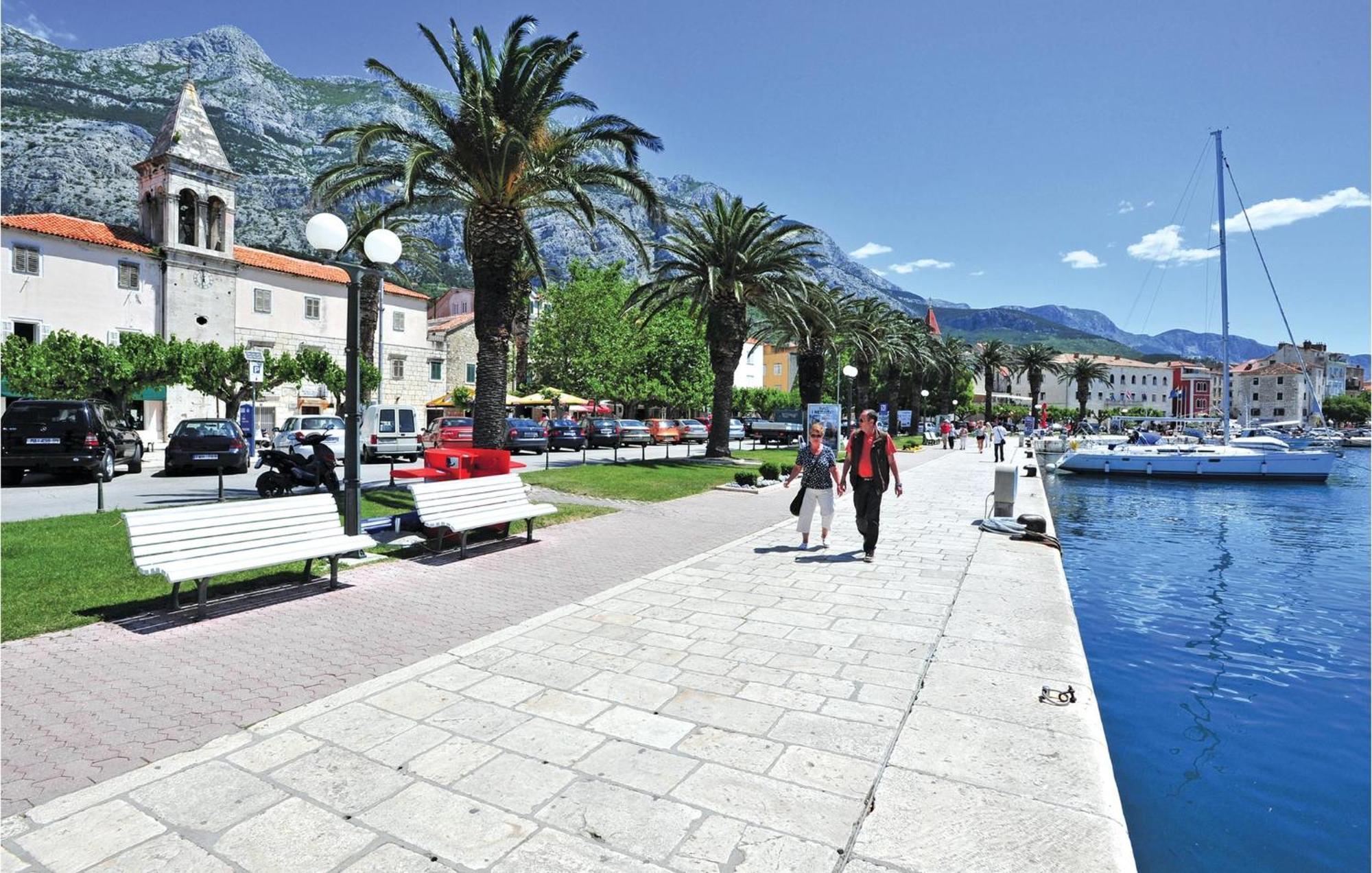 Cozy Home In Makarska With Kitchen * Makarska